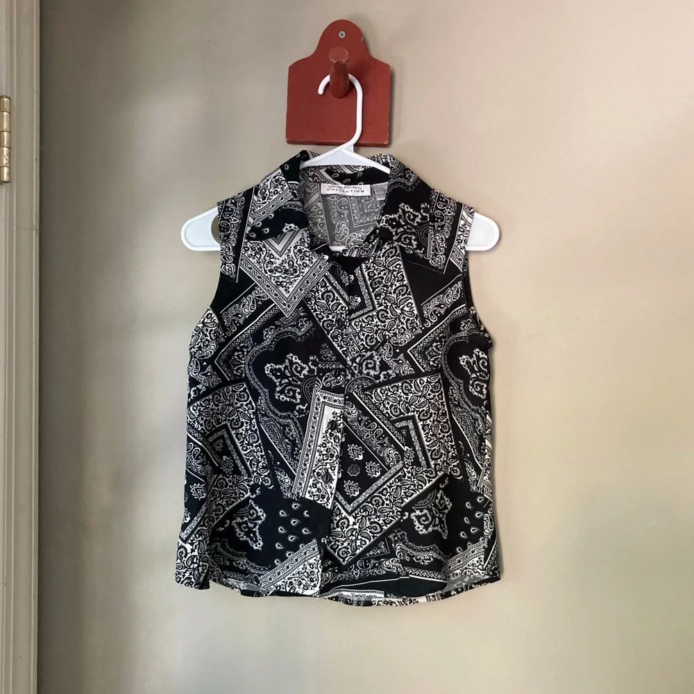 Vintage Giorgio Fiozlini Black & White Bandana Print Collared Tank Top S - Picture 2 of 6
